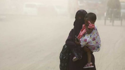 ঢাকাকে ‘প্রতিবেশ সঙ্কটাপন্ন’ ঘোষণায় মত দিল হাইকোর্ট