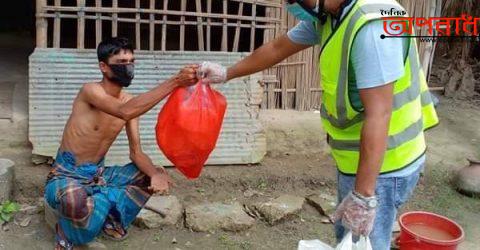 নড়াইলে করোনা প্রতিরোধে সাধারণ মানুষের পাশে সৈনিক ইন্জিঃ খশরুল আলম পলাশ নড়াইলে করোনা প্রতিরোধে সাধারণ মানুষের পাশে সৈনিক ইন্জিঃ খশরুল আলম পলাশ