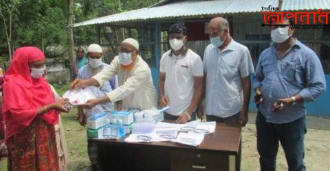 ঝিনাইদহের শৈলকুপায় বিনামূল্যে স্বাস্থ্য উপকরণ বিতরণ