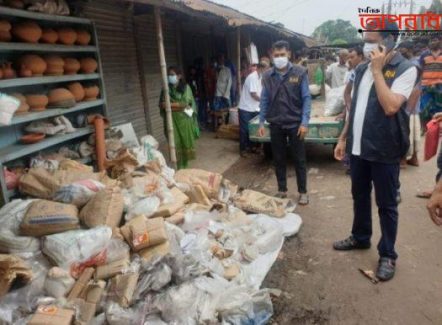 ঝিনাইদহে ৪ জনকে ১১০০০০টাকা জরিমানা করেছে র‌্যাব