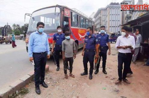 ঝিনাইদহে কিশোর বাস চালককে ভ্রাম্যমাণ আদালতের জরিমানা