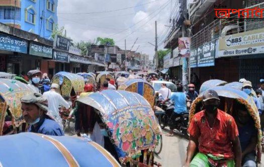 কুষ্টিয়ায় থামছে না আক্রান্ত ও মৃত্যুর মিছিল: কঠোর লকডাউন ১জুলাই পর্যন্ত বৃদ্ধি