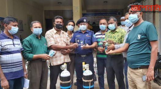 সেনবাগে অক্সিজেন সেবায় ব্যবসায়ী মাসুদুল আলম