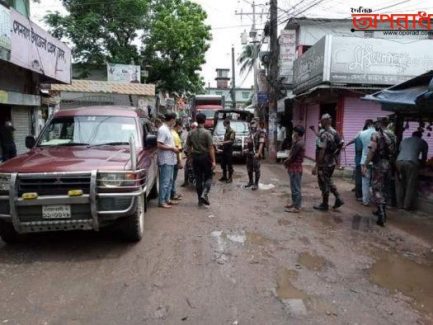 লকডাউনের তৃতীয় দিনে সেনবাগে ২৬ মামলায় ১৭ হাজার ৮শত টাকা জরিমানা আদায়।