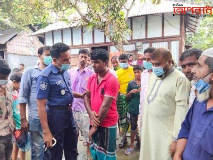 সিরাজদিখানে গৃহবধূকে হত্যার চেষ্টা, স্বামিকে আটক করেছে পুলিশ।