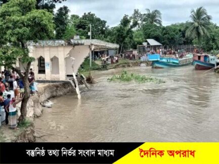 রাজবাড়ীতে আবারও বাড়তে শুরু করেছে পদ্মার পানি