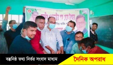 চুনারুঘাটে প্রধানমন্ত্রীর উপহার বিতরণ করলেন পৌর মেয়র রুবেল