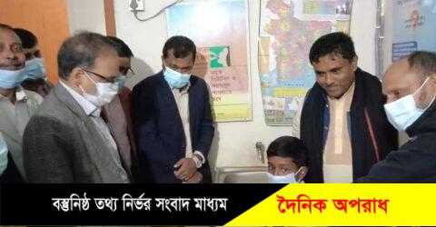 সেনবাগে শিক্ষার্থীদের করোনার টিকা দেওয়ার কার্যক্রমের উদ্বোধন।