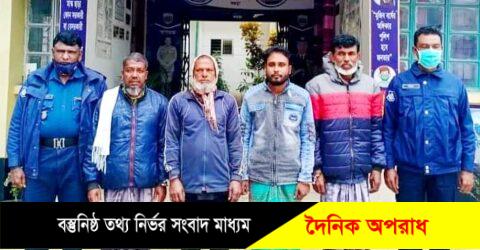 নন্দীগ্রামে ৪ জুয়াড়ি গ্রেপ্তার