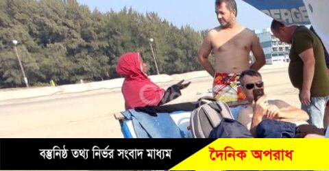 ভিক্ষুক-টোকাইদের কারণে বিব্রত কক্সবাজারের দেশি-বিদেশি  পর্যটকরা।