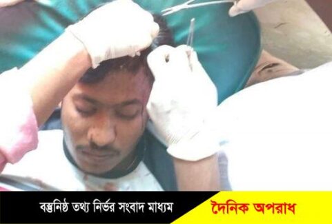 কাউখালীতে চেয়ারম্যানের উপর হামলা, আহত ১, আটক ২