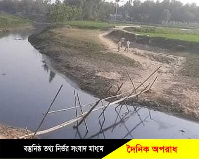 সাধুরবাজারে বাঁশের সাঁকোই ভরসা  ১২টি গ্রামের মানুষের