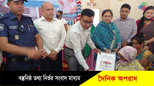 রাজবাড়ীতে ঈদ উপলক্ষে প্রধানমন্ত্রীর উপহারের ঘর পেলেন ২৮৬ পরিবার