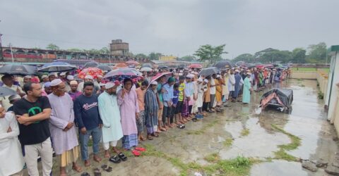 নবীগঞ্জে মর্মান্তিক সড়ক দূর্ঘটনায় নিহত প্রেসক্লাবের সাবেক সভাপতি এটিএম সালামের স্ত্রী’র দাফন সম্পন্ন৷