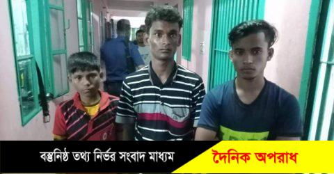 ভাসানচর থেকে পালিয়ে আসা ৩ রোহিঙ্গা যুবক সুবর্ণচরে আটক