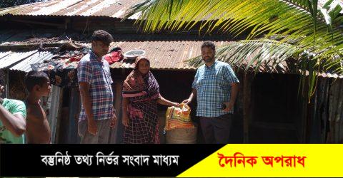 সিলেটে বন্যাকবলিত লোকজনের মাঝে খাদ্য সামগ্রী বিতরণ করেছে শায়েস্তাগঞ্জের বিশিষ্ট ব্যবসায়ী সারোয়ার আলম শাকিল সহ বন্ধু সমাজ।