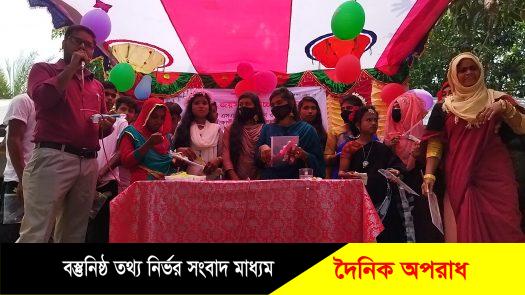 নওগাঁর আত্রাইয়ে খনজোর জয়সাড়া উচ্চ বিদ্যালয়ের এসএসসি-22 পরীক্ষার্থীদের বিদায় ও দোয়া অনুষ্ঠান