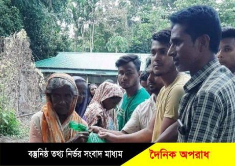 সিলেটের ওসমানী নগরে বন্যাদুর্গত ২শতাধিক পরিবারের মধ্যে লেখক মানিকচাঁনের ঈদ উপহার বিতরণ৷