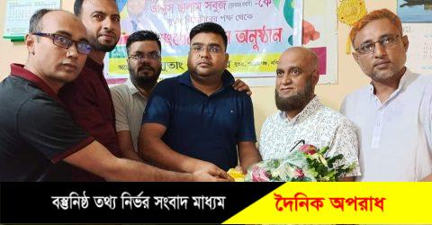 যুক্তরাজ্য প্রবাসী আব্দুস ছালাম সবুজকে সুতাং থিয়েটারের সংবর্ধনা প্রদান