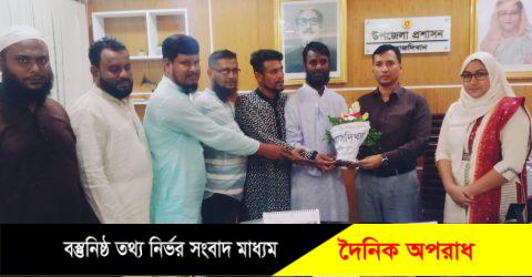 সিরাজদিখানে ইমারত নির্মাণ শ্রমিক ইউনিয়ন ( ইনসাব) এর ফুলেল শুভেচছা