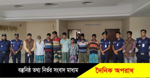 কুষ্টিয়া পুলিশের অভিযানে আন্তঃজেলা ডাকাত দলের সাত সদস্য গ্রেফতার