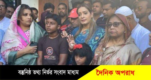 সরকারের প্রতিহিংসার স্বীকার স্মৃতি ইসলাম – নিপুন রায় চৌধুরী