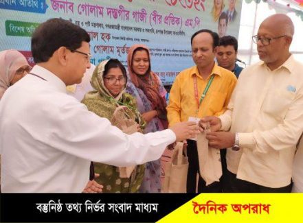 রূপগঞ্জে কলেজ মাধ্যমিক বিদ্যালয় ও মাদ্রাসার শিক্ষকদের সমাবেশ ॥ শিক্ষা উপকরণ বিতরণ