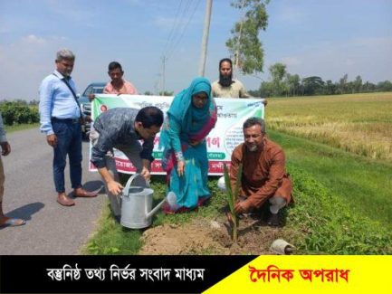 নন্দীগ্রামে তালগাছের চারা রোপণ কর্মসূচি উদ্বোধন