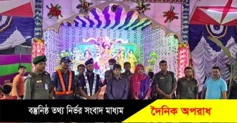 নন্দীগ্রামে এবারো উৎসবমুখর পরিবেশে দুর্গোৎসব চলছে