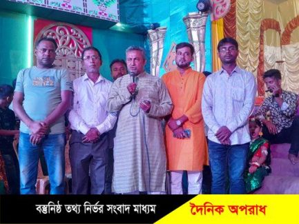 বিভিন্ন দুর্গাপূজা মন্ডপ পরিদর্শন করলেন নন্দীগ্রাম উপজেলা পরিষদের চেয়ারম্যান রেজাউল আশরাফ জিন্নাহ