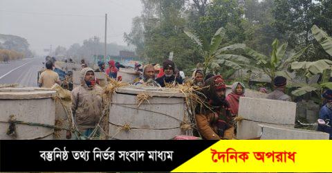 নন্দীগ্রাম ইউনিয়নের হতদরিদ্র পরিবারের মাঝে স্যানিটারি রিং ও স্লাব বিতরণ বিতরণ 