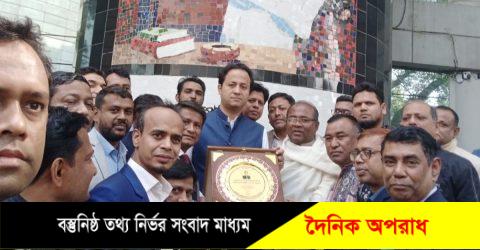 শিক্ষা মন্ত্রীর সাথে বাংলাদেশ আন্তঃ বিশ্ববিদ্যালয় অফিসার্স ফেডারেশনের সৌজন্য সাক্ষাৎ