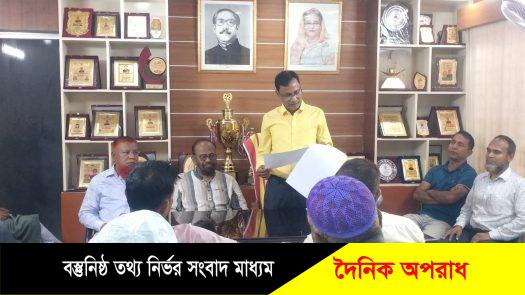 নন্দীগ্রাম পৌরসভার আওতায় ১৪টি মসজিদ ও মন্দির উন্নয়ন কাজের বিল প্রদান