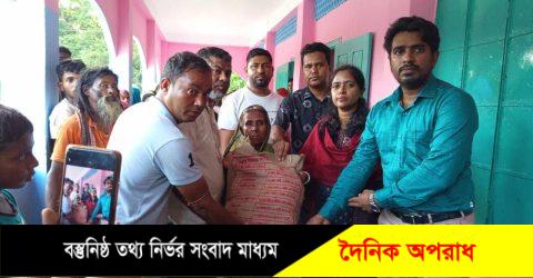 নবীগঞ্জে বন্যাদুর্গতদের মাঝে উপজেলা প্রশাসনের ত্রাণ বিতরণ